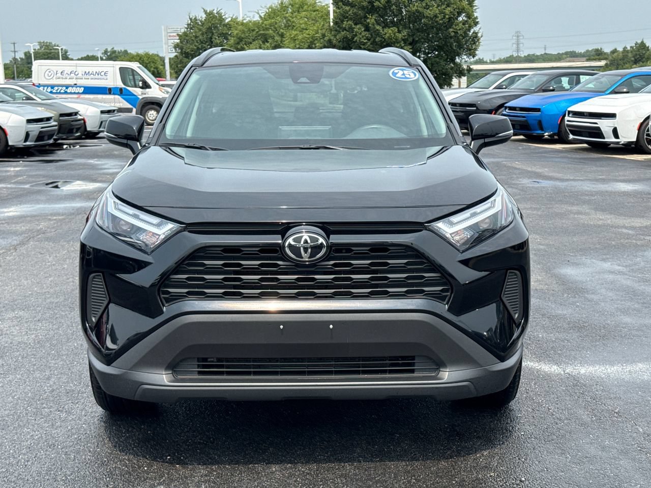 Used 2025 Toyota RAV4 XLE AWD/4WD image 8