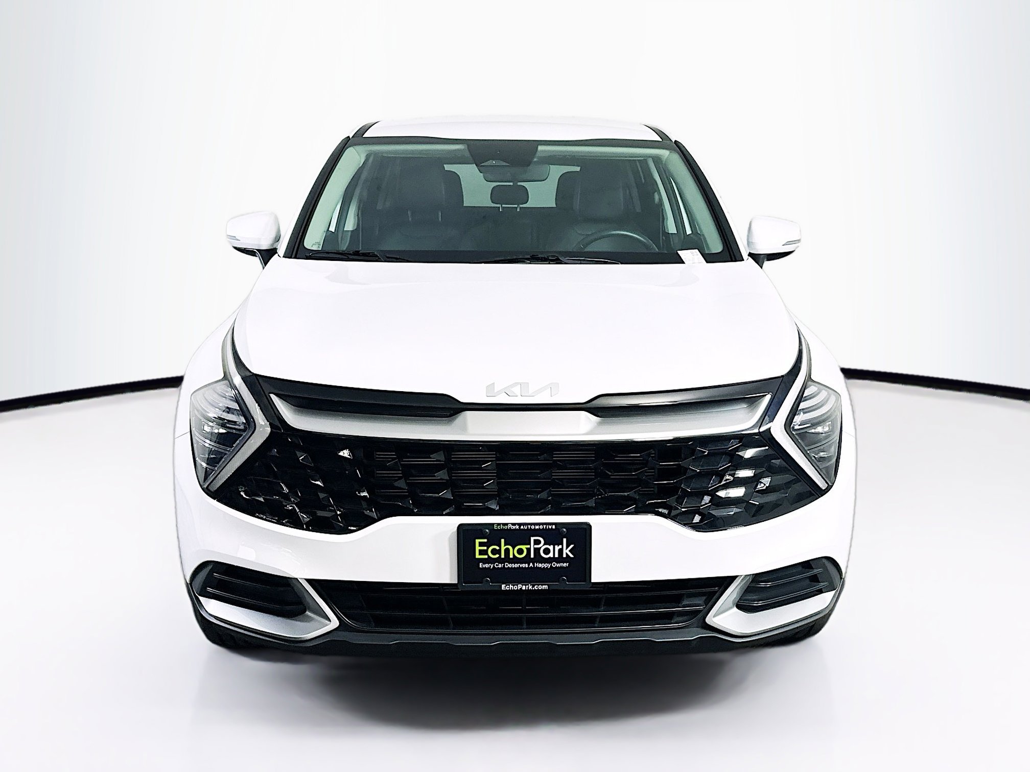 Used 2024 Kia Sportage EX image 2