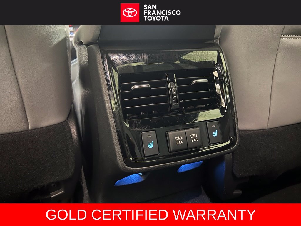 Certified 2020 Toyota Avalon Limited w/ Advanced Safety Package FWD image 17