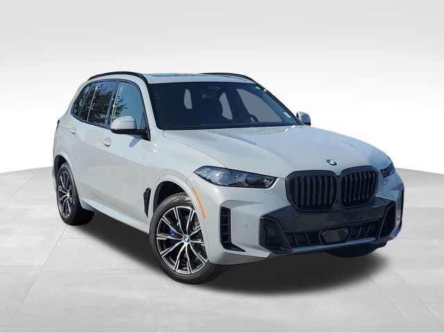New 2026 BMW X5 xDrive40i w/ M Sport Package