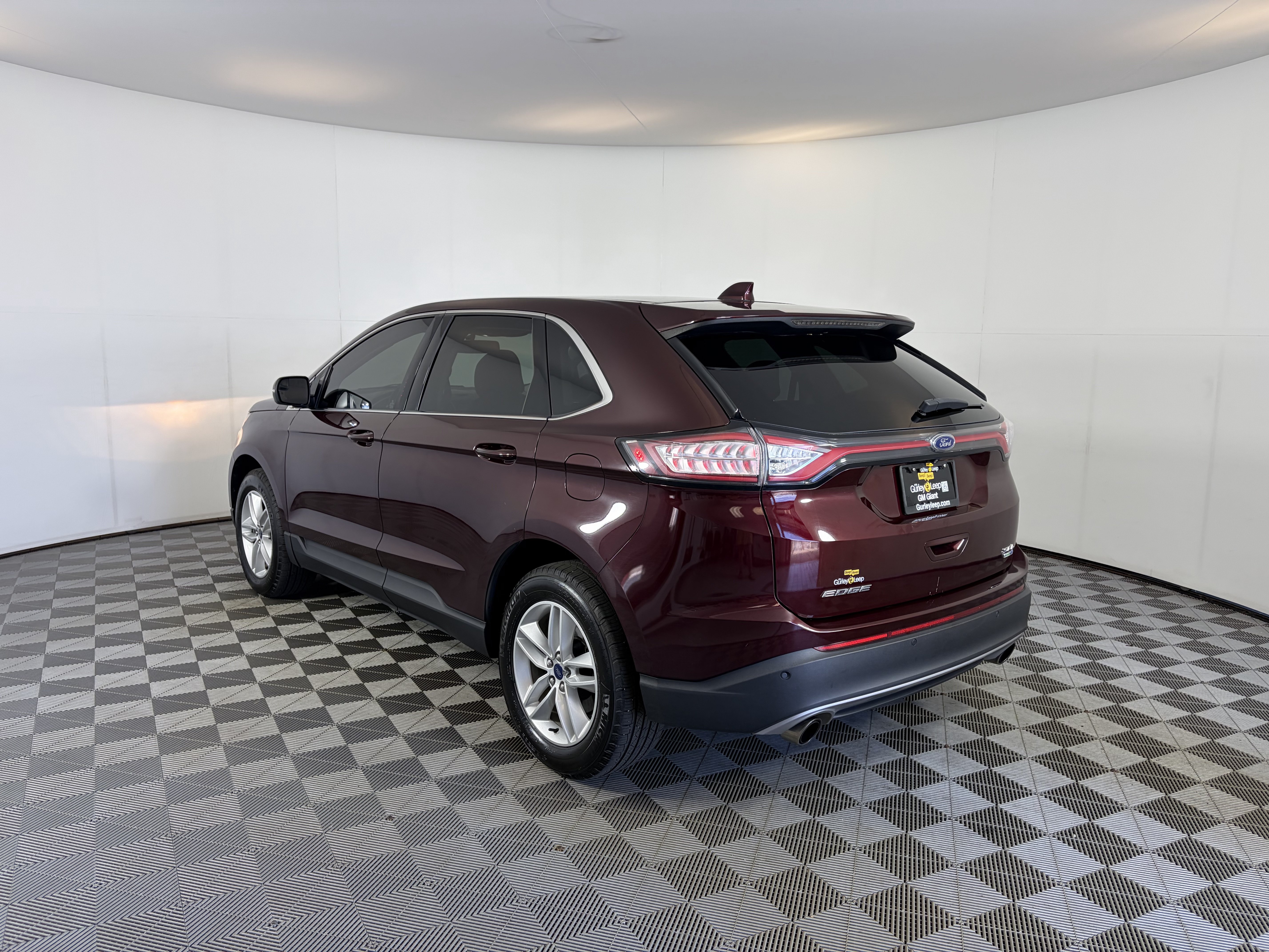 Used 2017 Ford Edge SEL w/ Equipment Group 201A AWD/4WD image 8