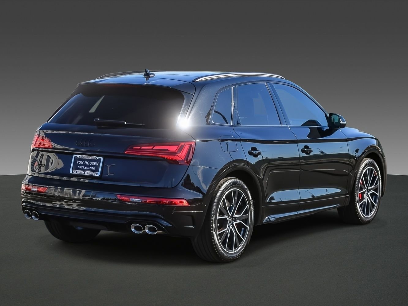 Used 2025 Audi SQ5 Premium Plus image 4