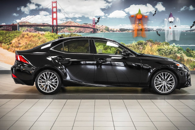 Used 2014 Lexus IS 250 w/ Navigation Package RWD image 5