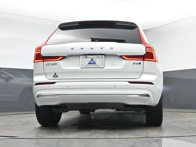 Used 2023 Volvo XC60 B5 Ultimate w/ Climate Package image 40