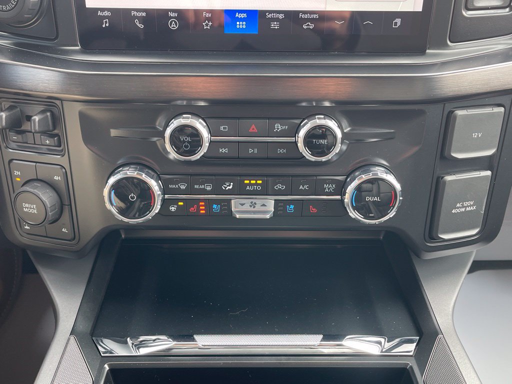 New 2026 Ford F250 Lariat w/ Black Appearance Package AWD/4WD image 14
