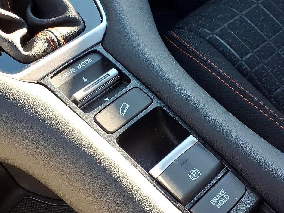 Certified 2026 Honda HR-V Sport image 27