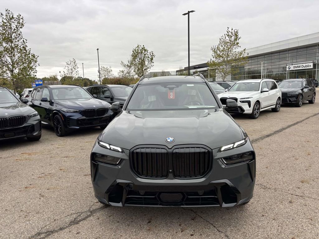 New 2026 BMW X7 xDrive40i w/ M Sport Package image 2