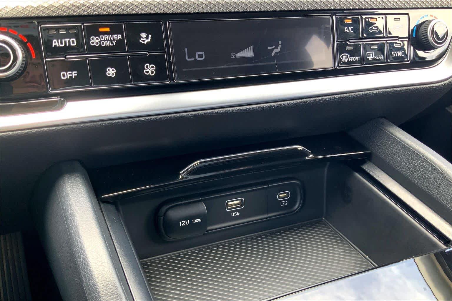Certified 2024 Kia Sportage LX FWD image 28
