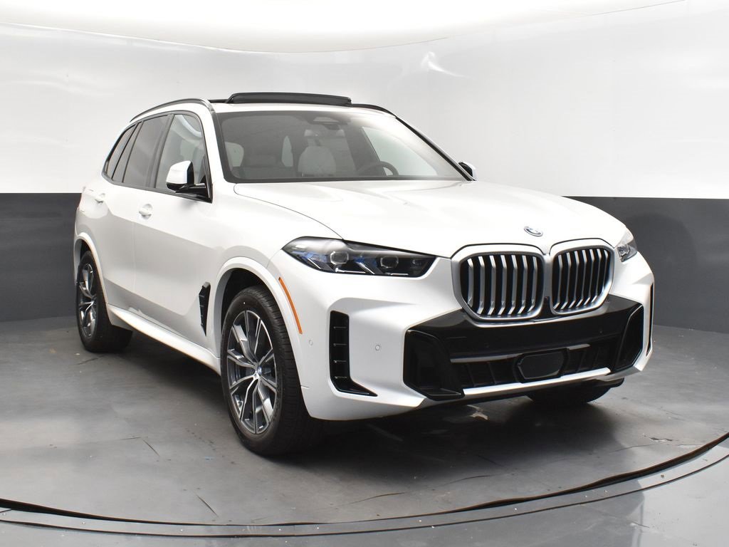 New 2026 BMW X5 xDrive50e image 8