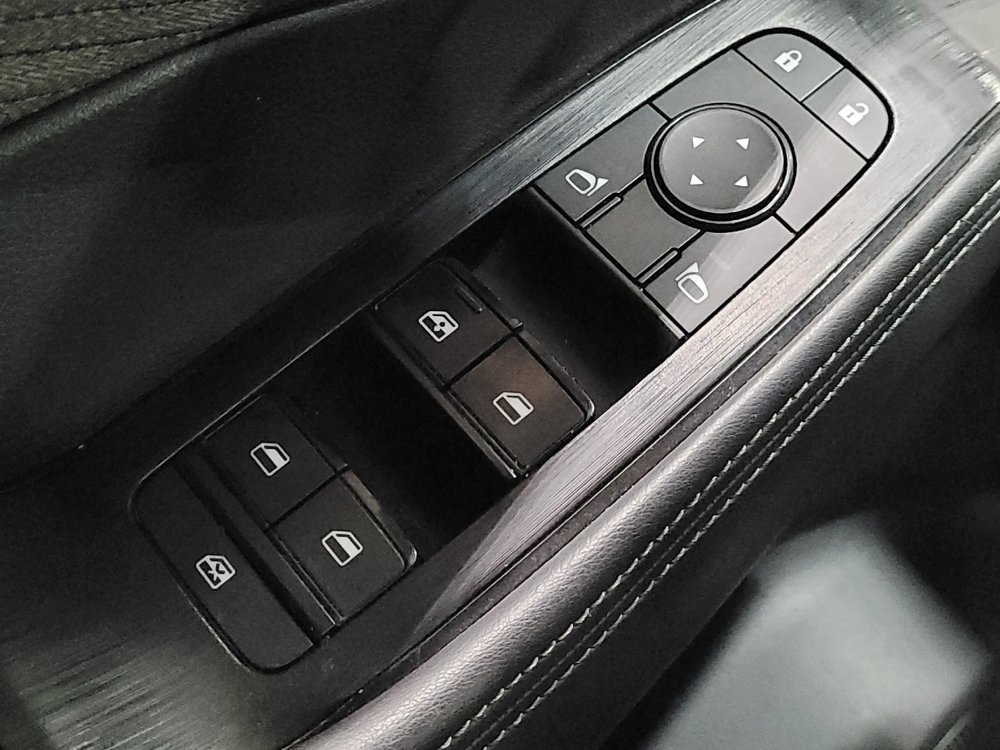 Used 2022 Nissan Rogue SV AWD/4WD image 27