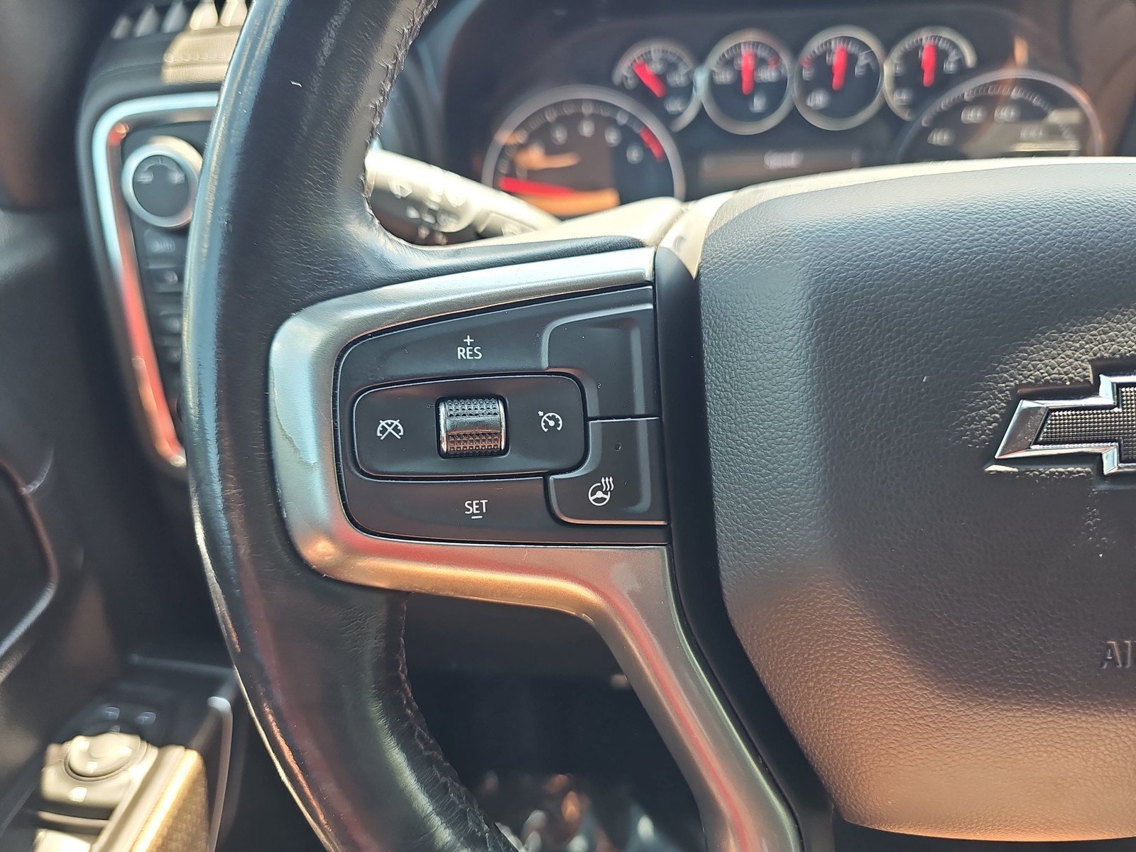 Used 2019 Chevrolet Silverado 1500 RST w/ All-Star Edition AWD/4WD image 14