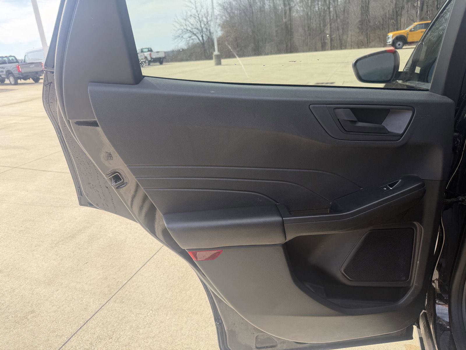 Used 2022 Ford Escape SE image 19