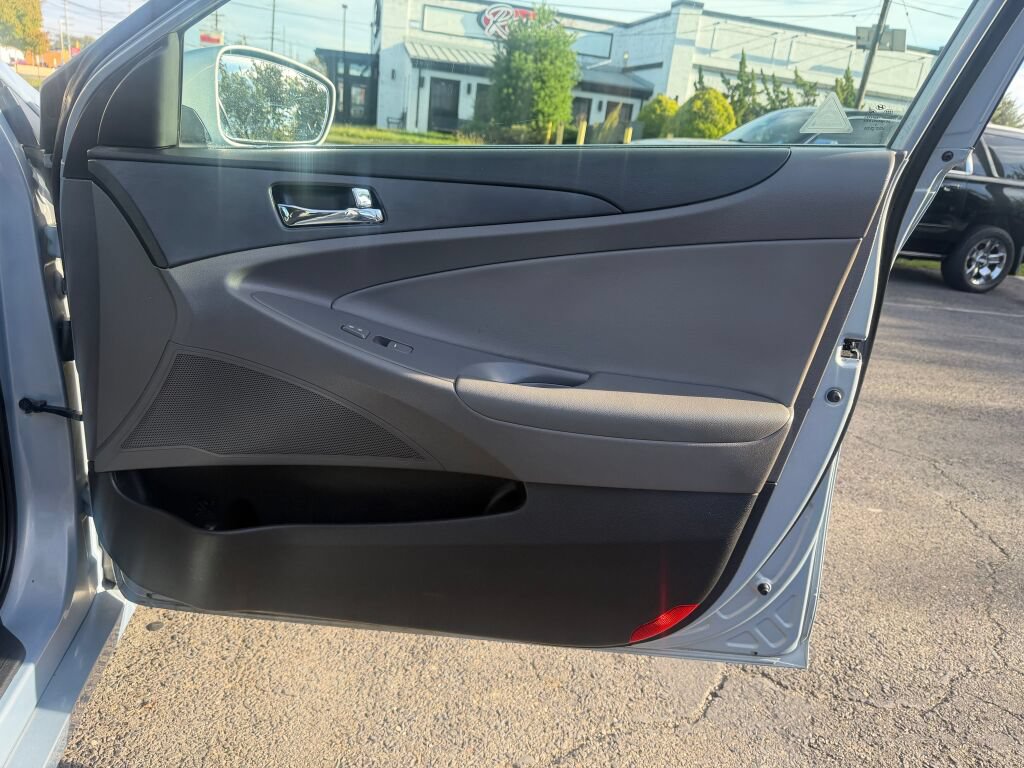 Used 2013 Hyundai Sonata GLS w/ Popular Equipment Pkg FWD image 23
