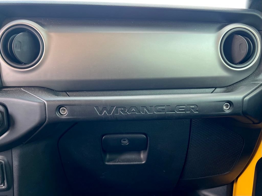 Used 2021 Jeep Wrangler Unlimited Sport AWD/4WD image 24