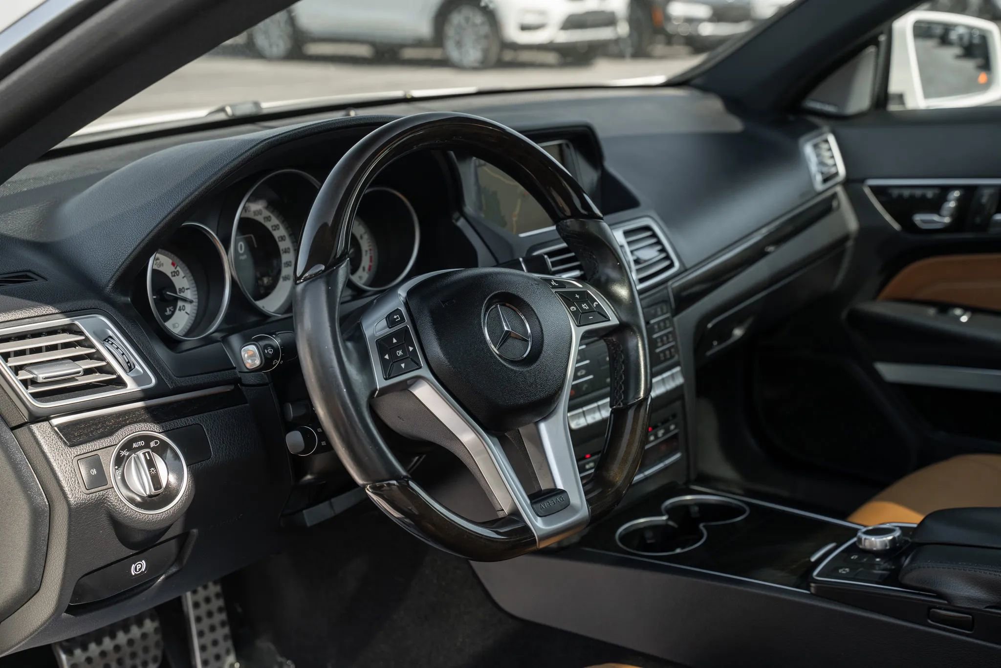Used 2017 Mercedes-Benz E 400 Coupe w/ Premium 2 Package image 12