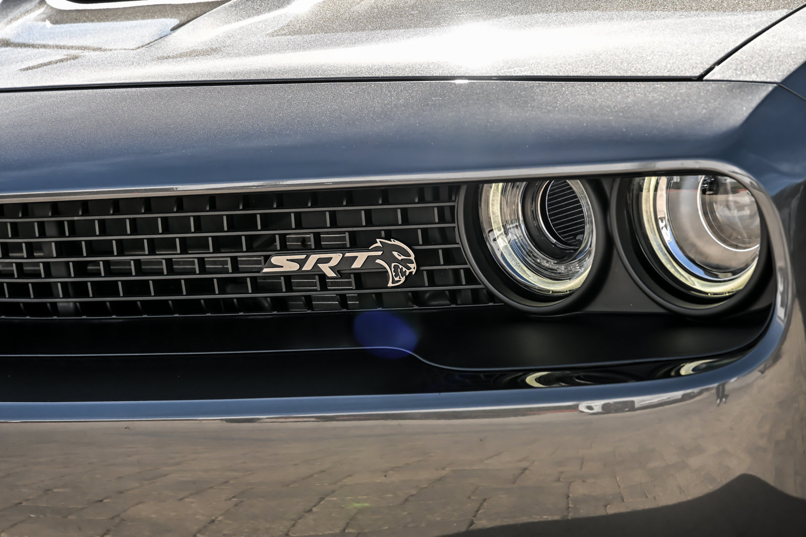 Used 2018 Dodge Challenger SRT Hellcat RWD image 12