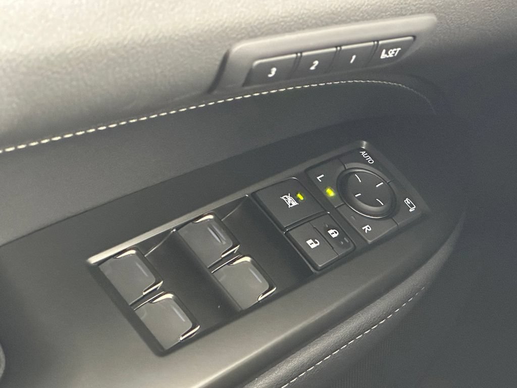 New 2026 Lexus NX 350 F Sport AWD/4WD image 33