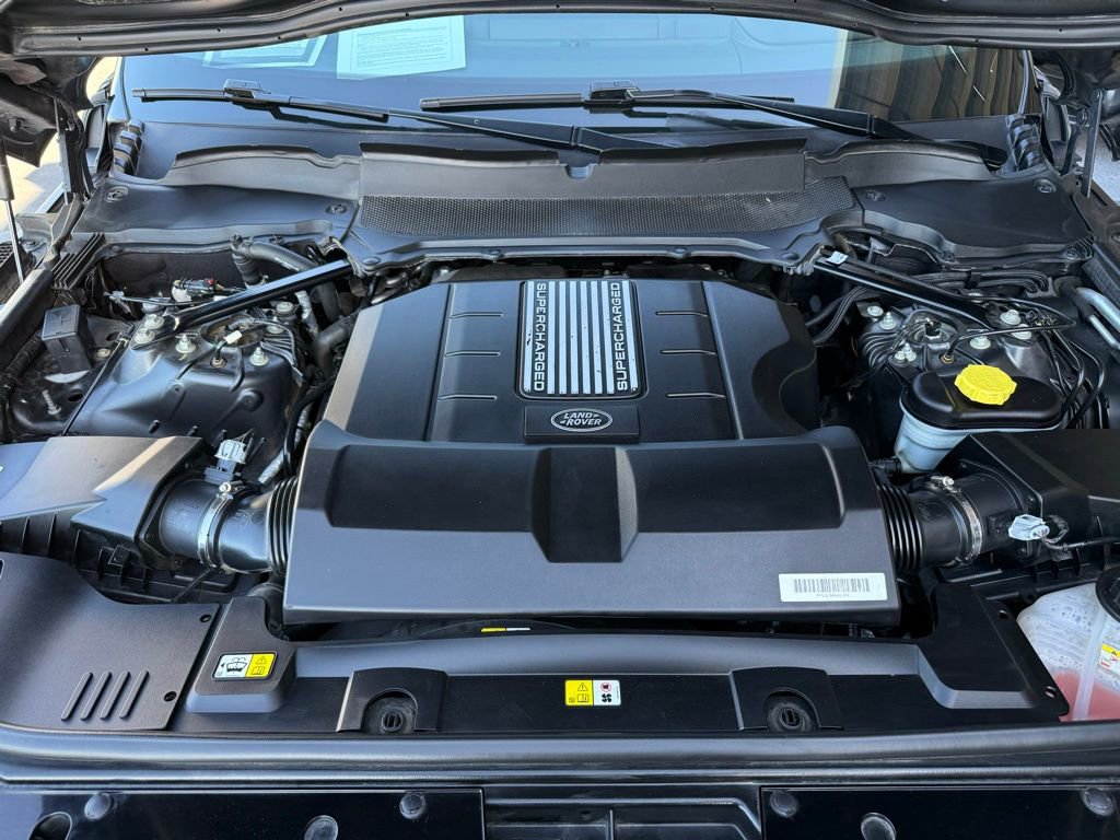 Used 2021 Land Rover Range Rover Autobiography Fifty Edition image 14