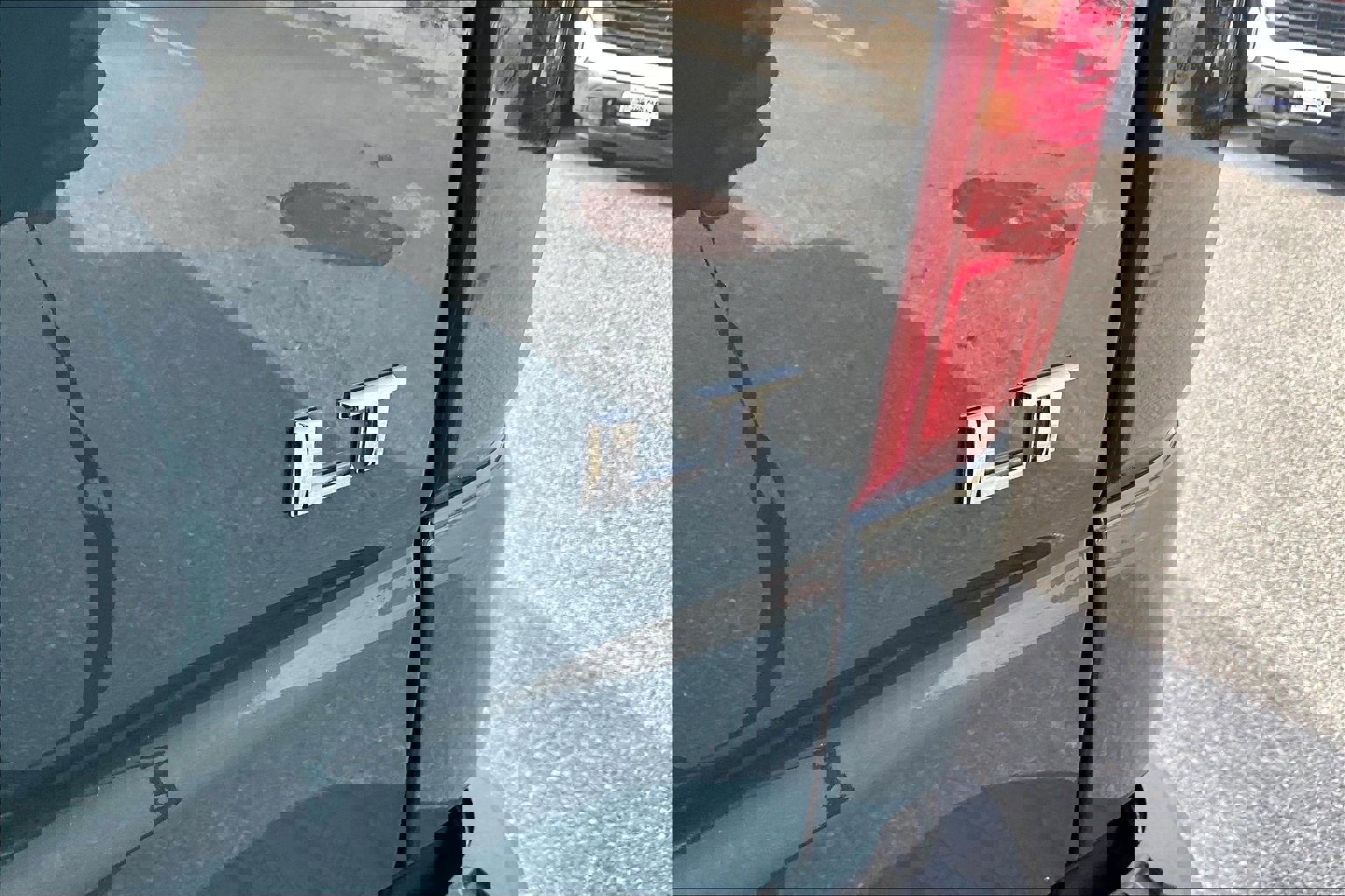 Used 2025 Chevrolet Silverado 1500 LT w/ Leather Package image 8