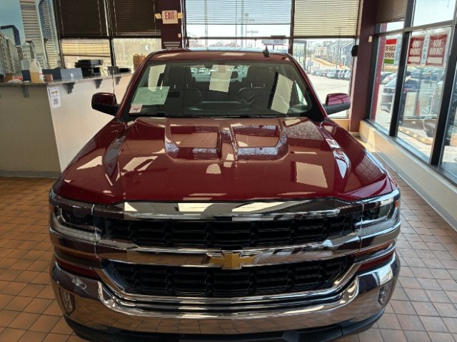 Used 2018 Chevrolet Silverado 1500 LT w/ All Star Edition AWD/4WD image 6