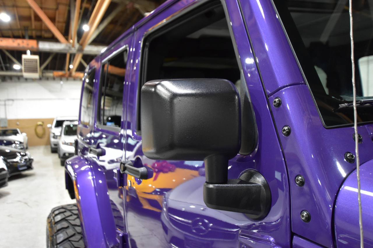 Used 2017 Jeep Wrangler Unlimited Rubicon w/ Cold Weather Group AWD/4WD image 52