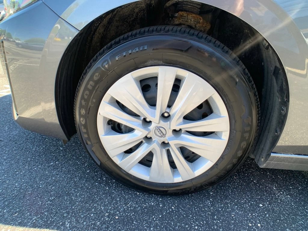 Used 2025 Nissan Sentra S FWD image 34
