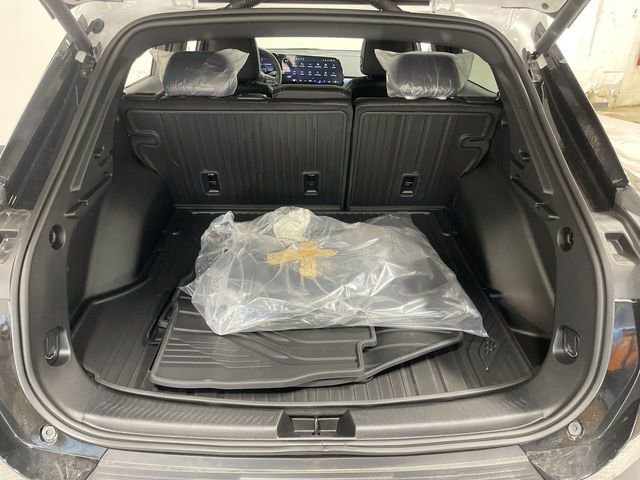 Used 2026 Chevrolet Equinox EV LT w/ LPO, All-Weather Mat Package FWD image 25