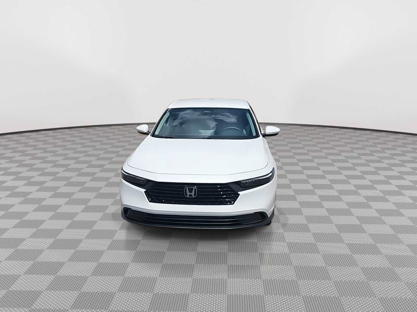 Certified 2025 Honda Accord LX image 3
