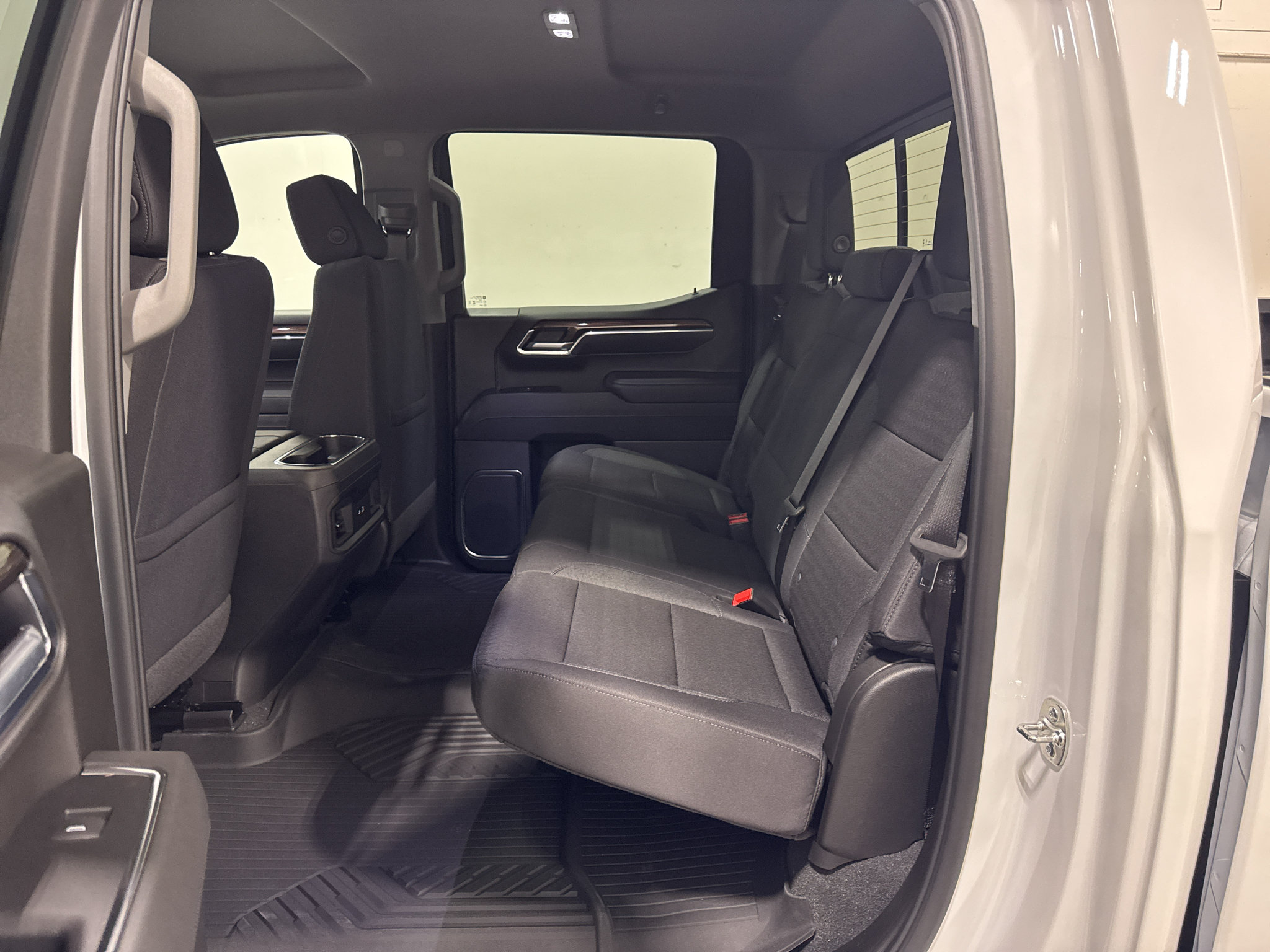 New 2026 Chevrolet Silverado 1500 LT w/ Z71 Off-Road Package AWD/4WD image 30