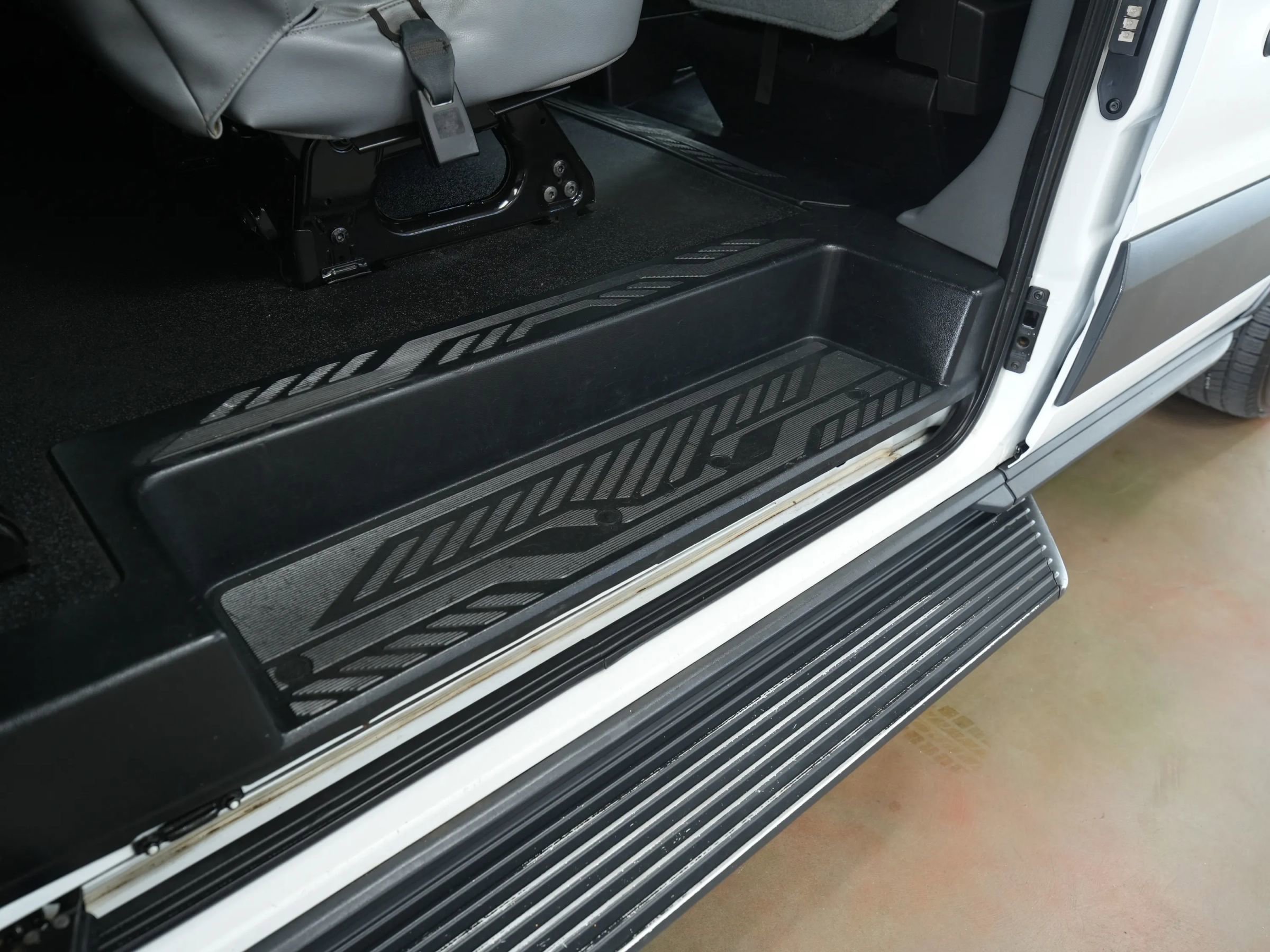 Used 2018 Ford Transit 350 XL image 28