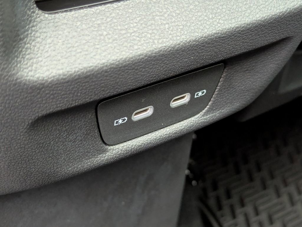 New 2026 Volkswagen Tiguan SE image 25