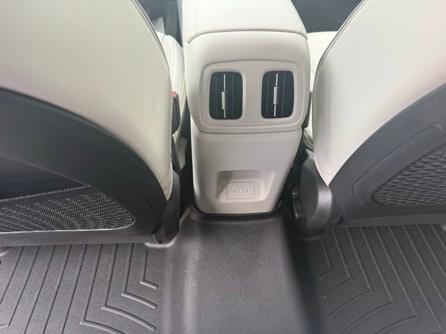 Used 2025 Hyundai Tucson Limited AWD/4WD image 14