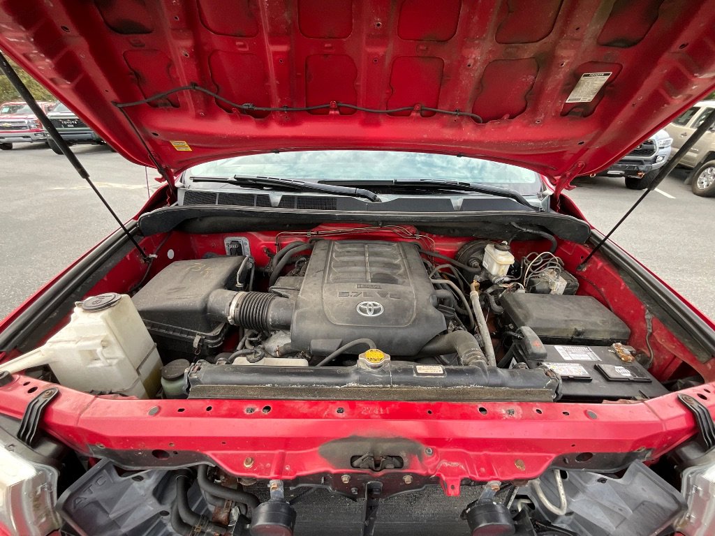 Used 2013 Toyota Tundra 4x4 Regular Cab Long Bed w/ SR5 Pkg image 38