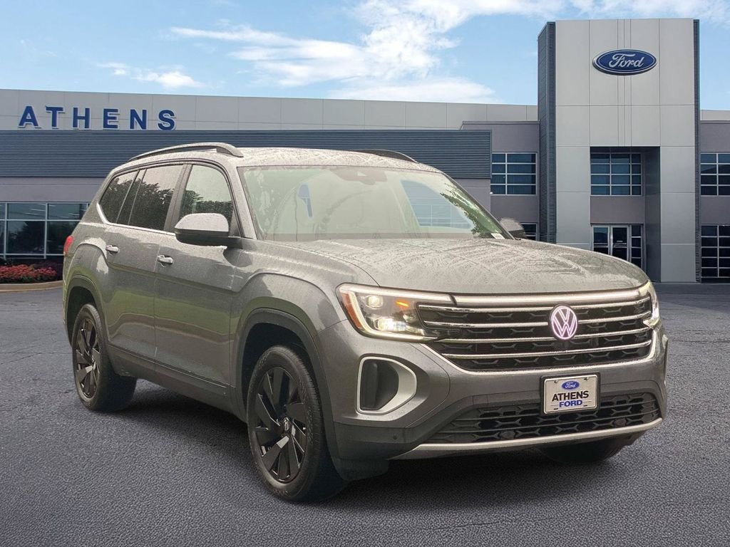 Used 2024 Volkswagen Atlas SE
