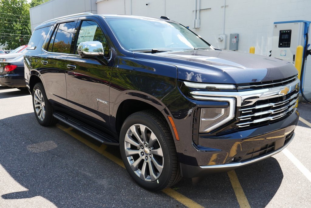 New 2025 Chevrolet Tahoe Premier image 2