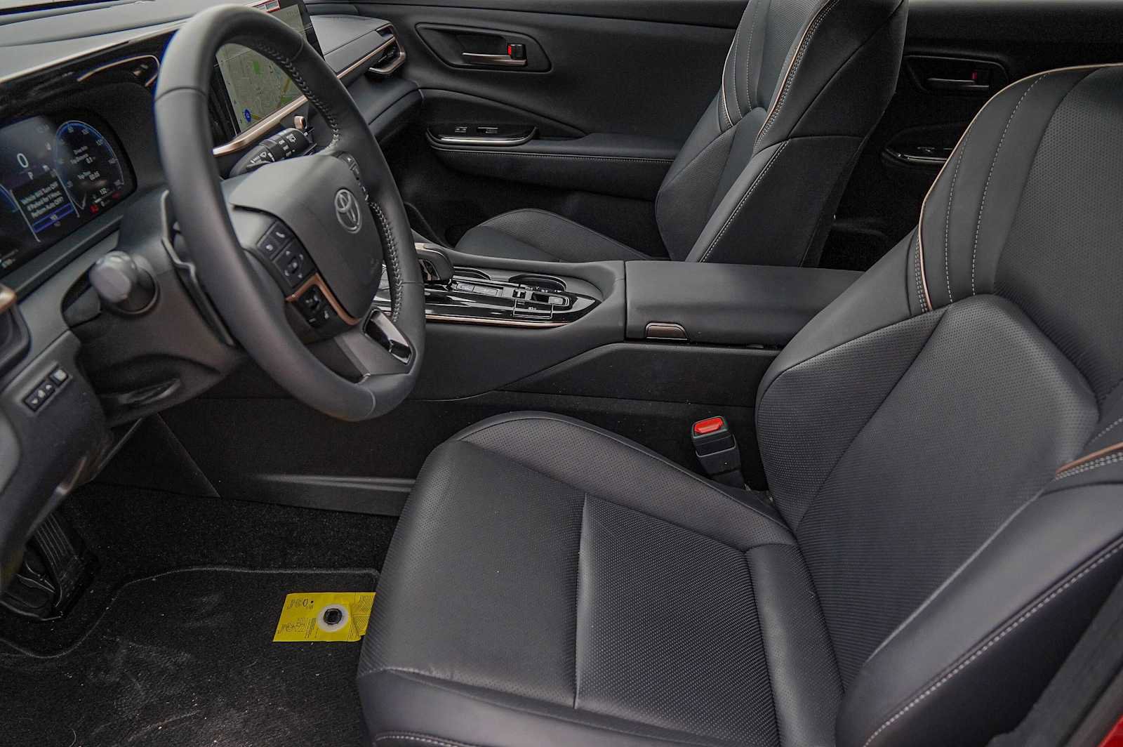 Used 2025 Toyota Crown Signia image 10