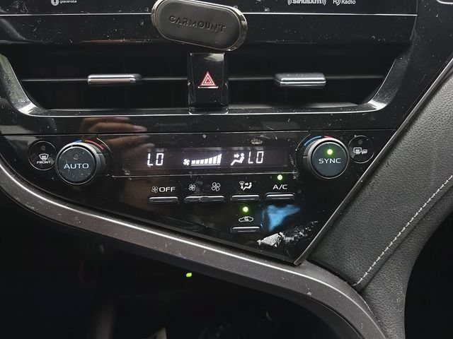 Used 2022 Toyota Camry XSE FWD image 24