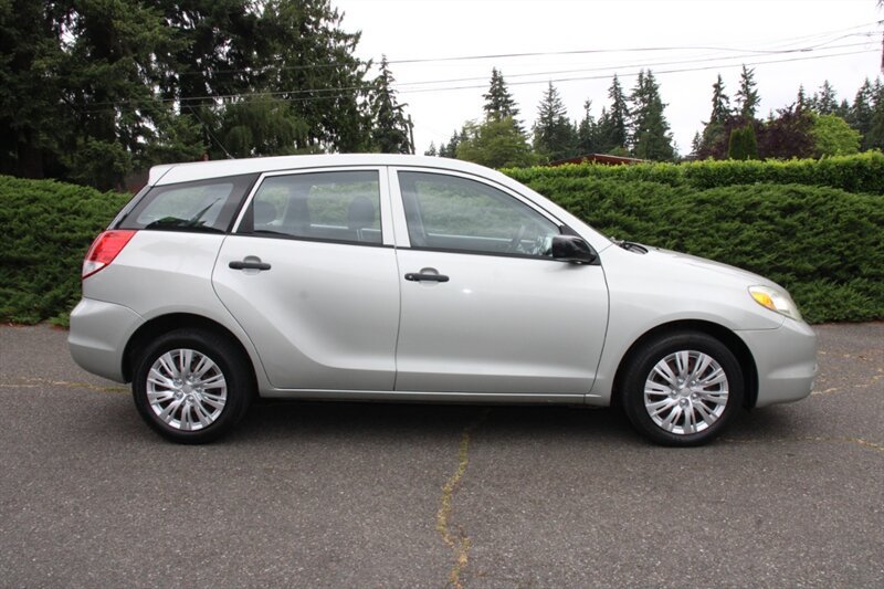 Used 2003 Toyota Matrix FWD image 10