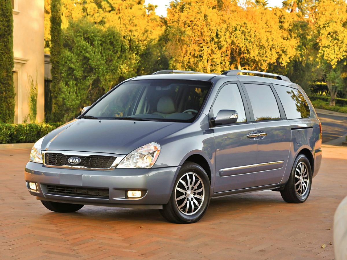 Used 2011 Kia Sedona LX