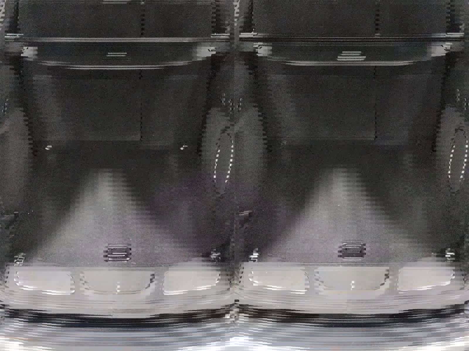 Used 2018 Jeep Grand Cherokee Overland image 37