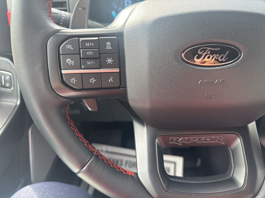 Used 2025 Ford F150 Raptor AWD/4WD image 30