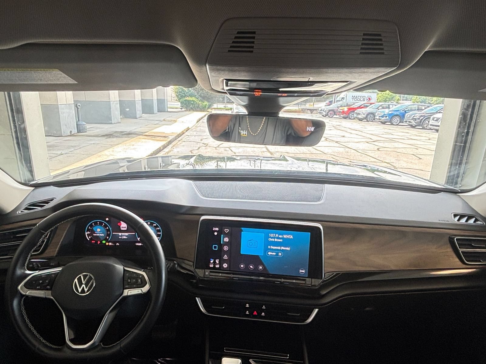 Used 2026 Volkswagen Atlas SE FWD image 31