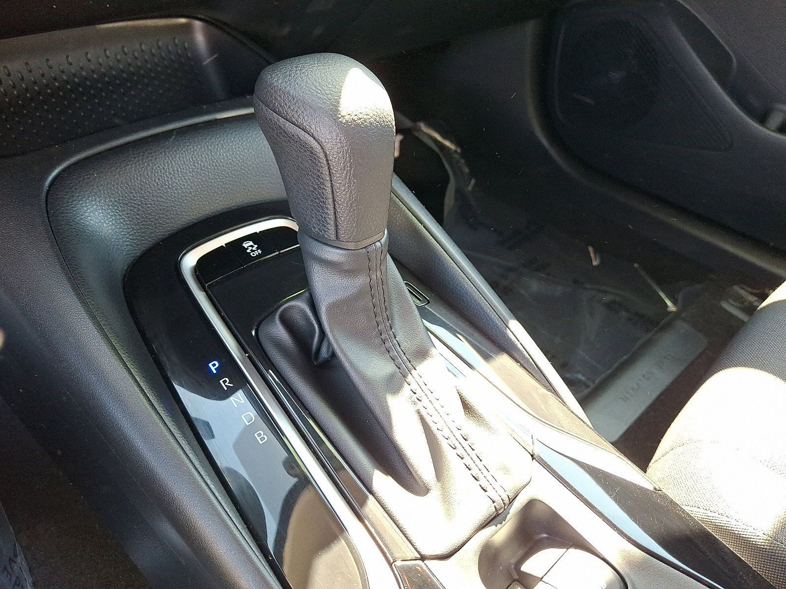 Certified 2022 Toyota Corolla LE image 15