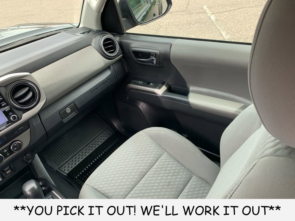 Used 2022 Toyota Tacoma SR5 RWD image 27
