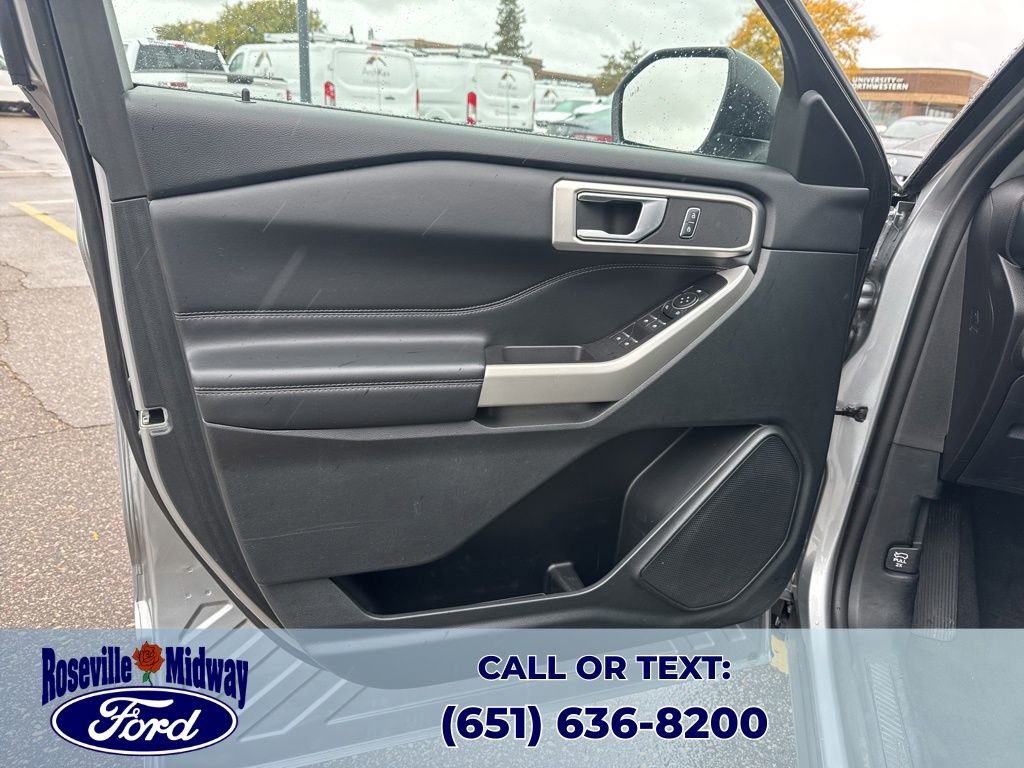 Used 2023 Ford Explorer XLT w/ Equipment Group 202A image 29