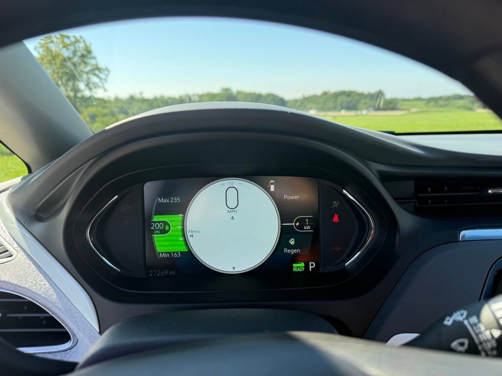 Used 2021 Chevrolet Bolt LT FWD image 32