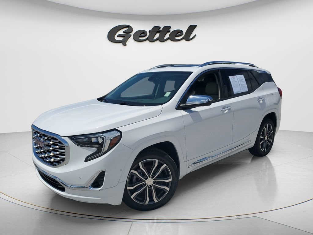 Used 2020 GMC Terrain Denali w/ Denali Premium Package FWD image 1