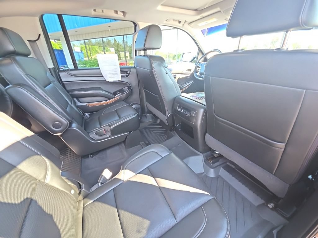 Used 2020 Chevrolet Suburban Premier w/ RST 6.2L Performance Edition AWD/4WD image 21