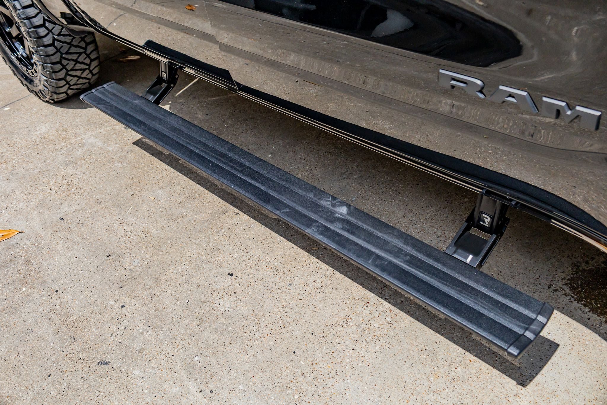 Used 2026 RAM 1500 Laramie w/ Night Edition image 13