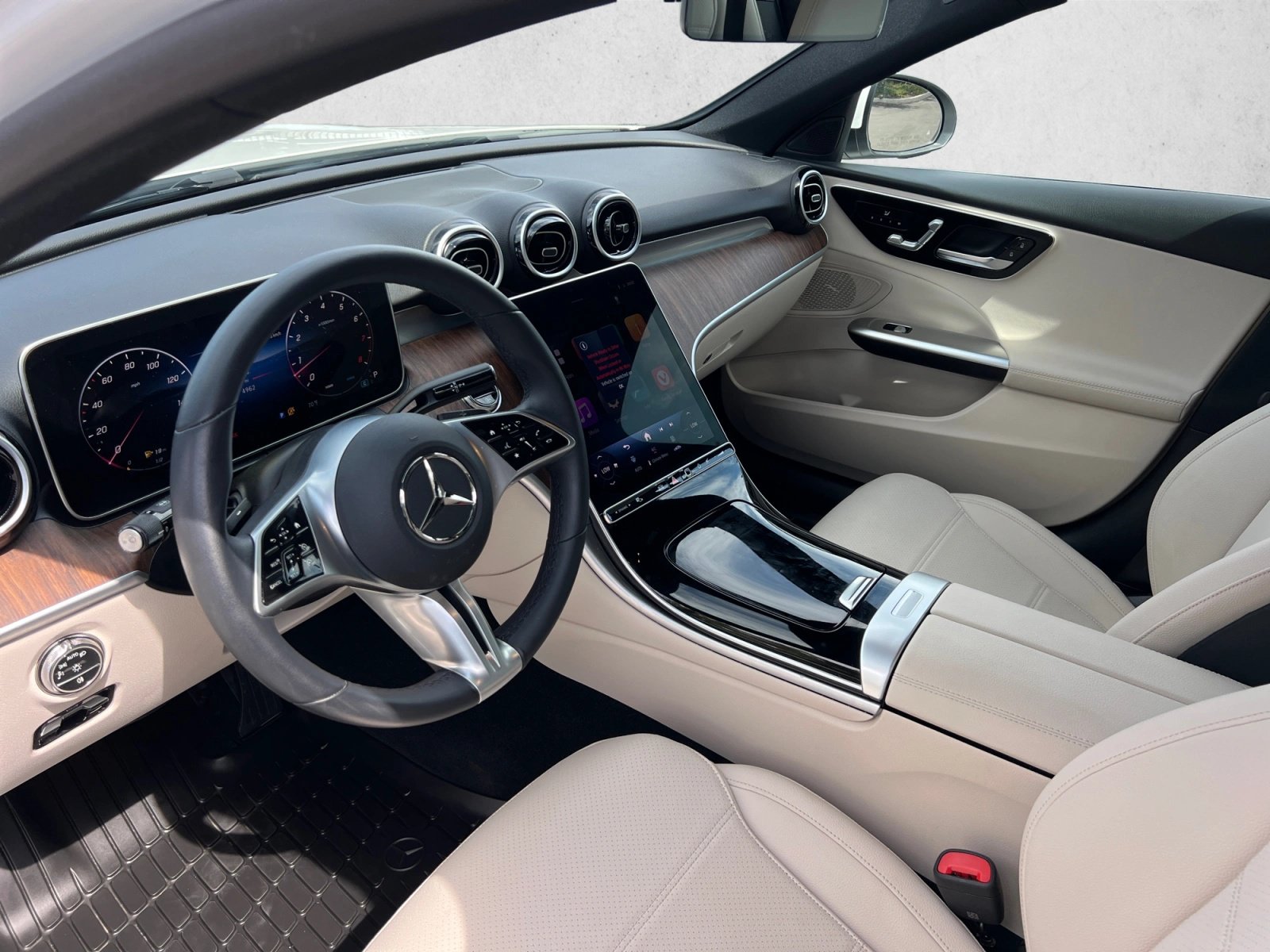 Certified 2026 Mercedes-Benz C 300 4MATIC Sedan image 10
